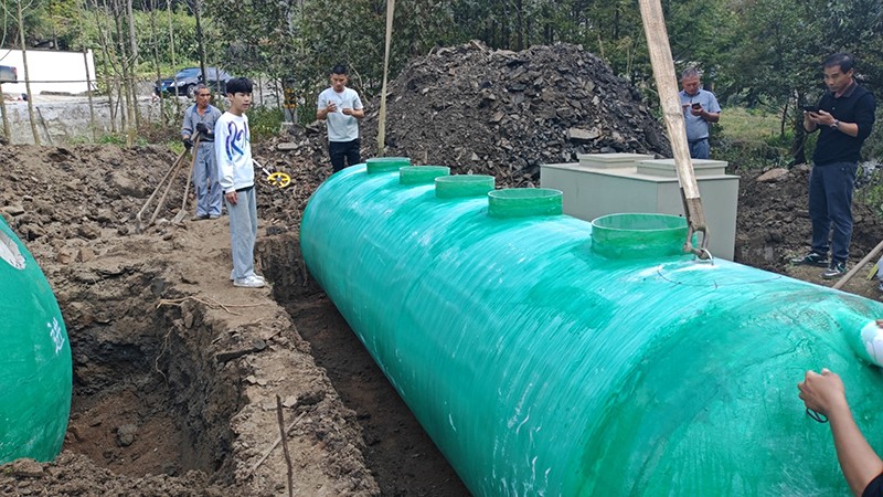 玻璃鋼一體化污水處理設(shè)備1.jpg